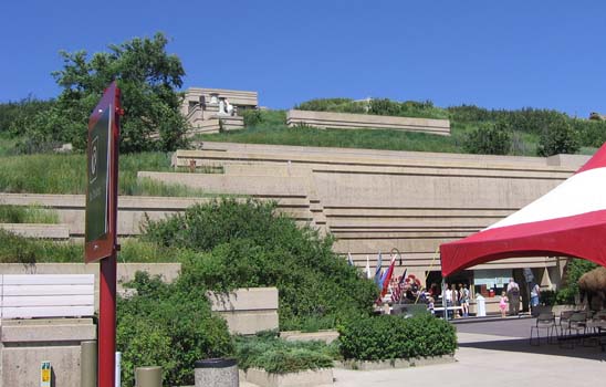 Head-Smashed-In Buffalo Jump Interpretive Centre
